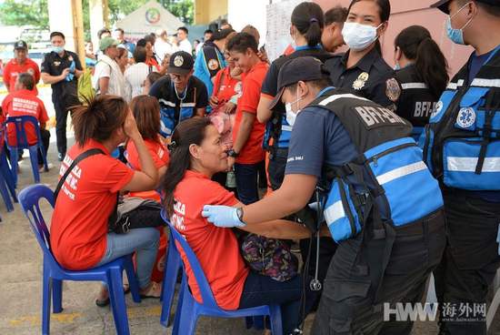 菲律宾前第一夫人生日宴，260人中毒